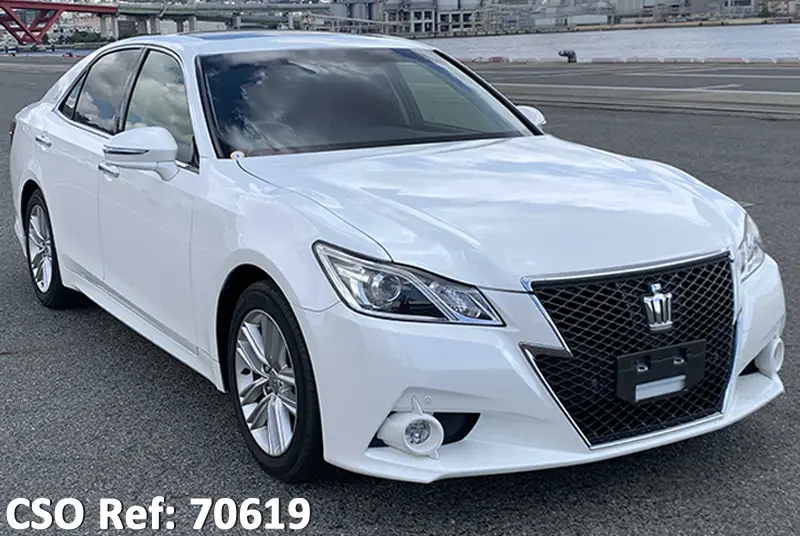 Toyota / Crown 2015